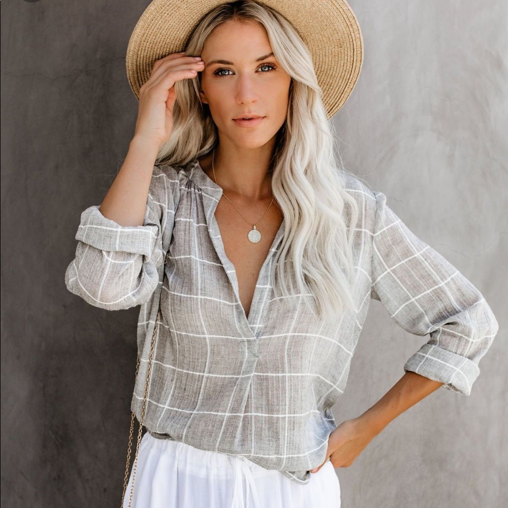 VICIcollection walks at sunrise top-NEW never worn